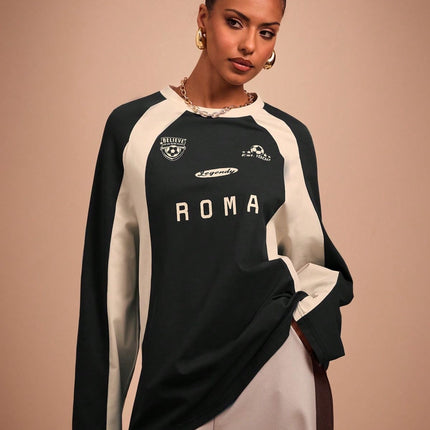 Long-sleeve street-style outfit