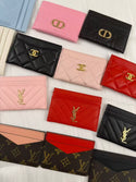 Compact crossbody accessory in a city outfit