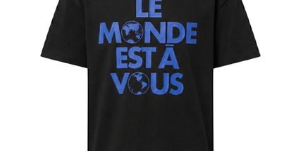 Intarsia "The World is Yours" T-shirt