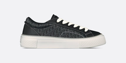 "B33" Spin Sneaker