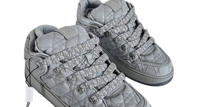 "B9" Sneaker