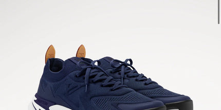 "LV" Runner Sneaker