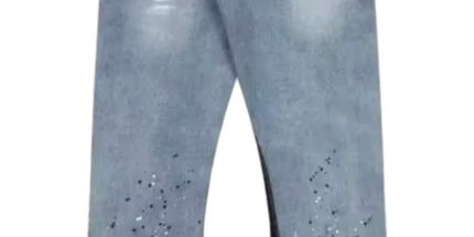 Spray Flared Jeans