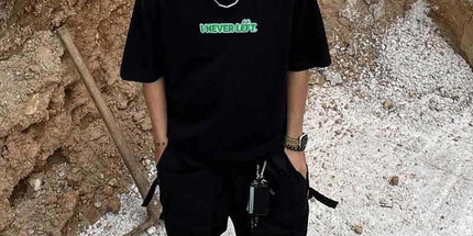 VandyThePink Black T-Shirt