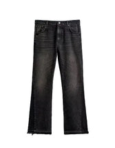 Flared fit jeans