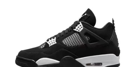 Air Jordan 4 Retro